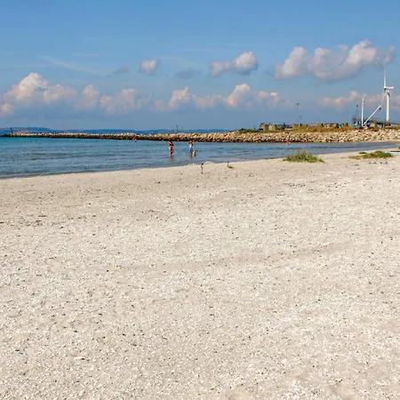 Two Bedroom Holiday In Semesterbostad Ebeltoft