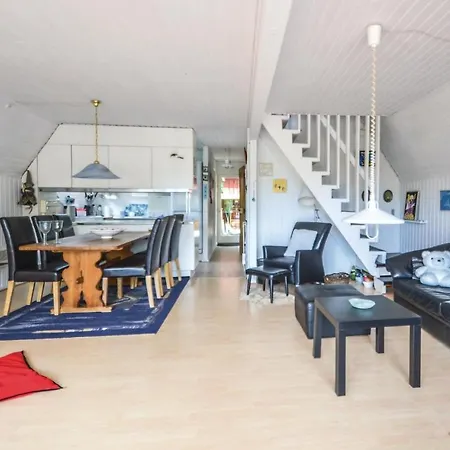 Two Bedroom Holiday In Ebeltoft